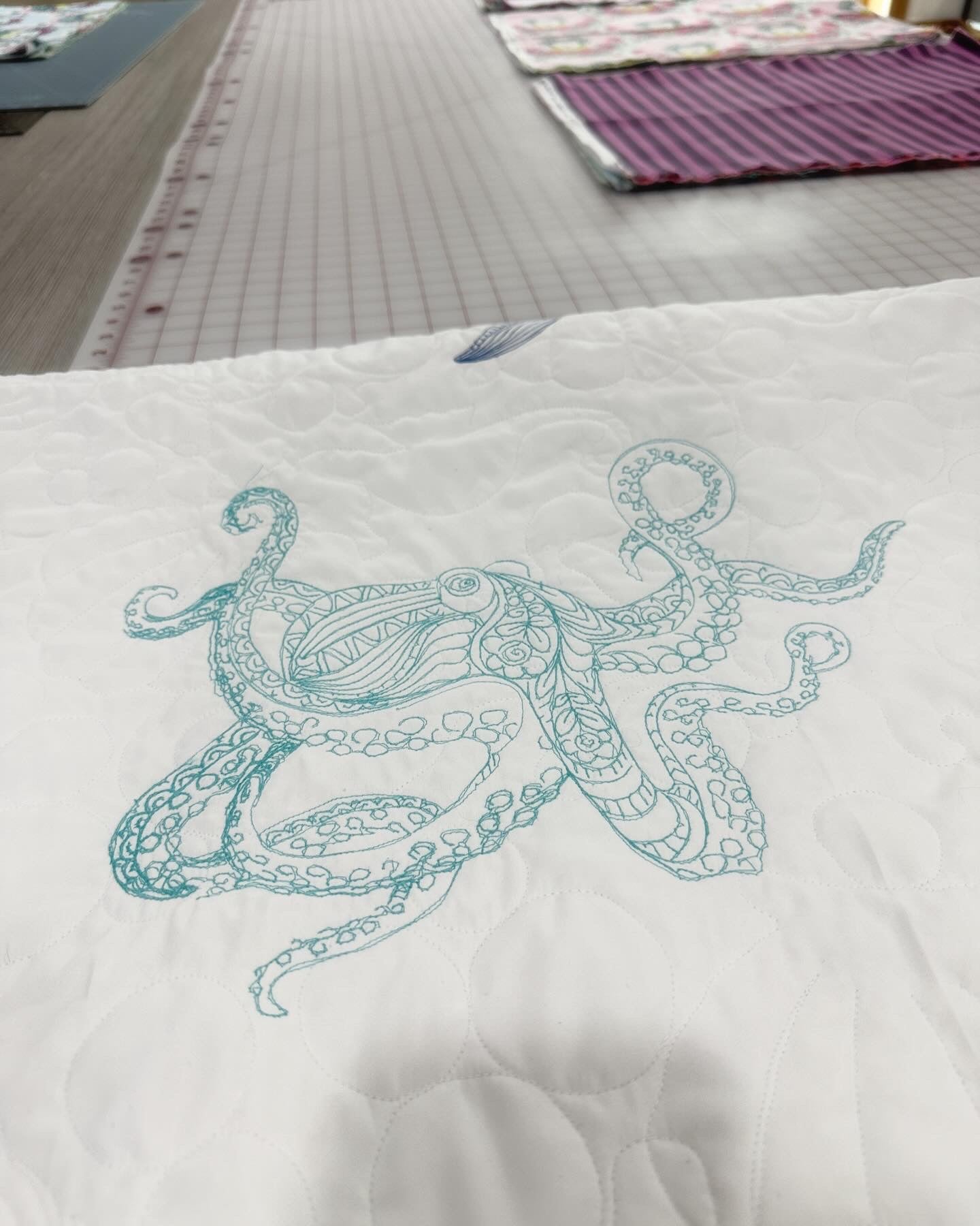 Panel longarm quilt sample