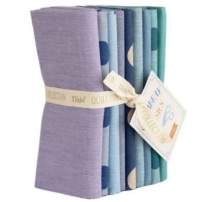 Tilda Seasonal Chambray Summer Blues Fat Quarter Bundle