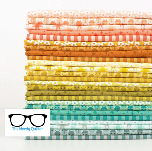 Preorder: Popcorn 25 Piece Fat Quarter Bundle by Elizabeth Hartman for Moda