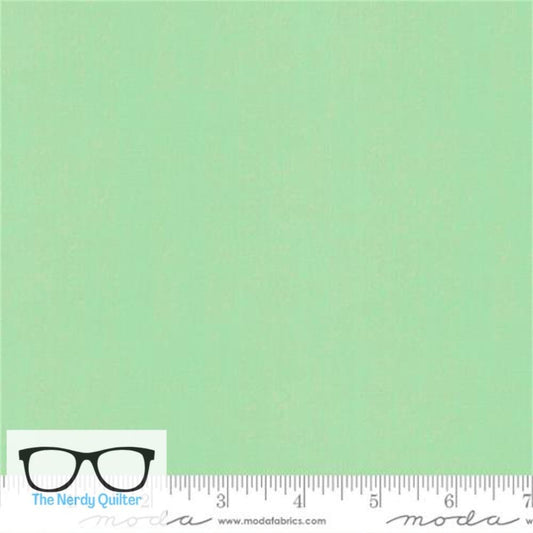 Preorder: Bella Solids 2025 Cool Mint 9900 470 Moda #1 Elizabeth Hartman Popcorn Coordinates - Sold by the Half Yard